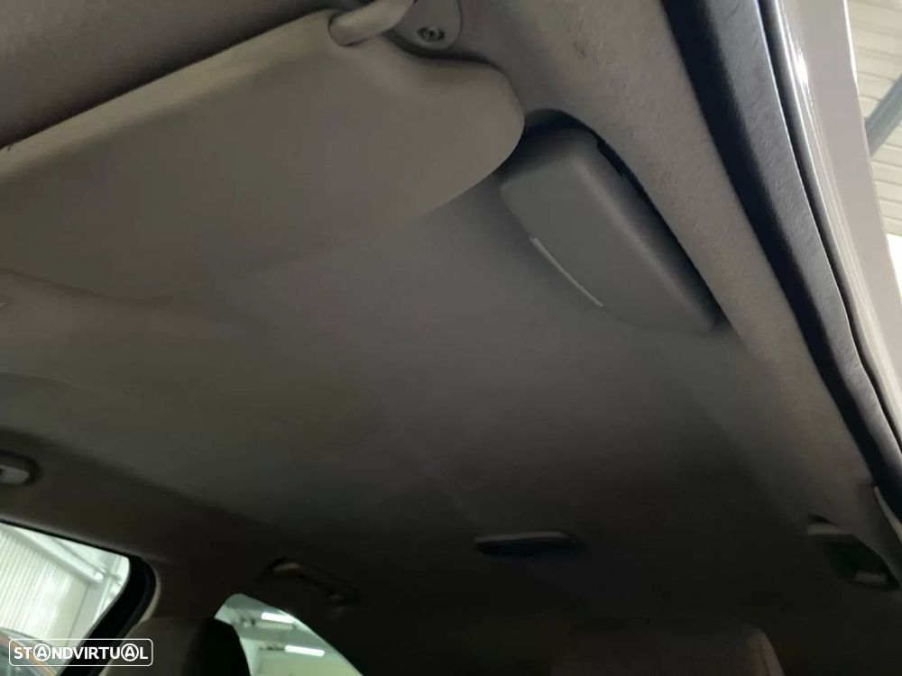 Ford Focus 1.6 TDCi S - 19