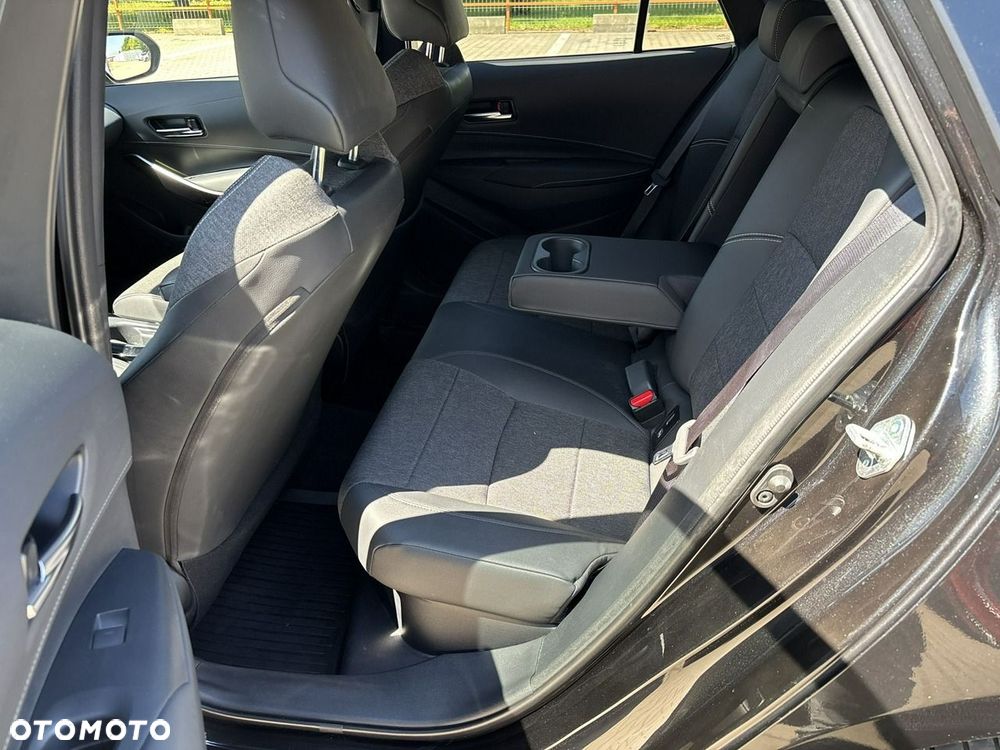 Toyota Corolla 2.0 Hybrid Comfort - 20