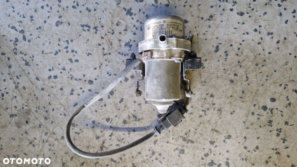 MERCEDES C KLASA W203 POMPA VACUM A0004351301 - 1
