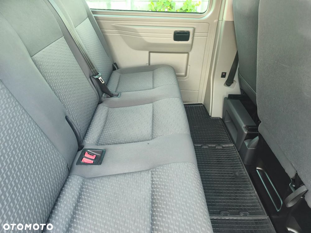 Volkswagen Transporter - 31
