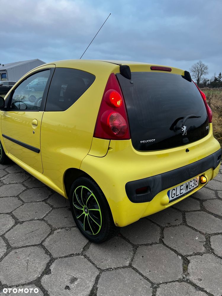 Peugeot 107 1.0 Happy - 14