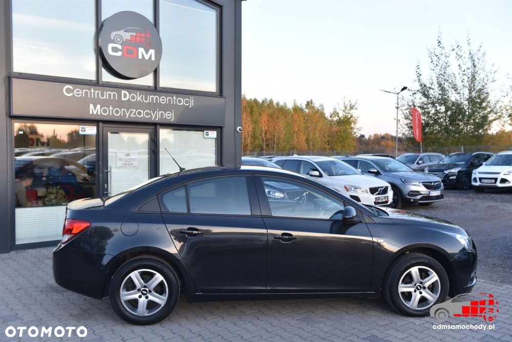 Chevrolet Cruze - 11