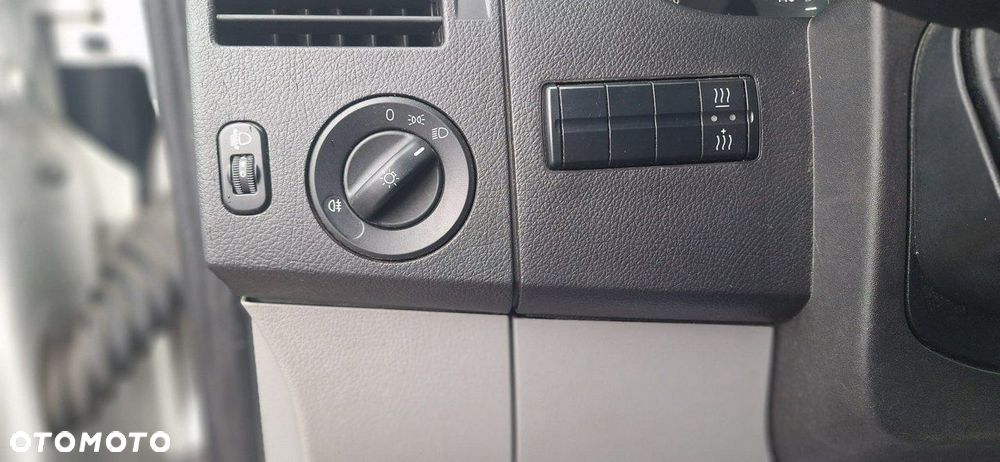 Mercedes-Benz Sprinter - 14
