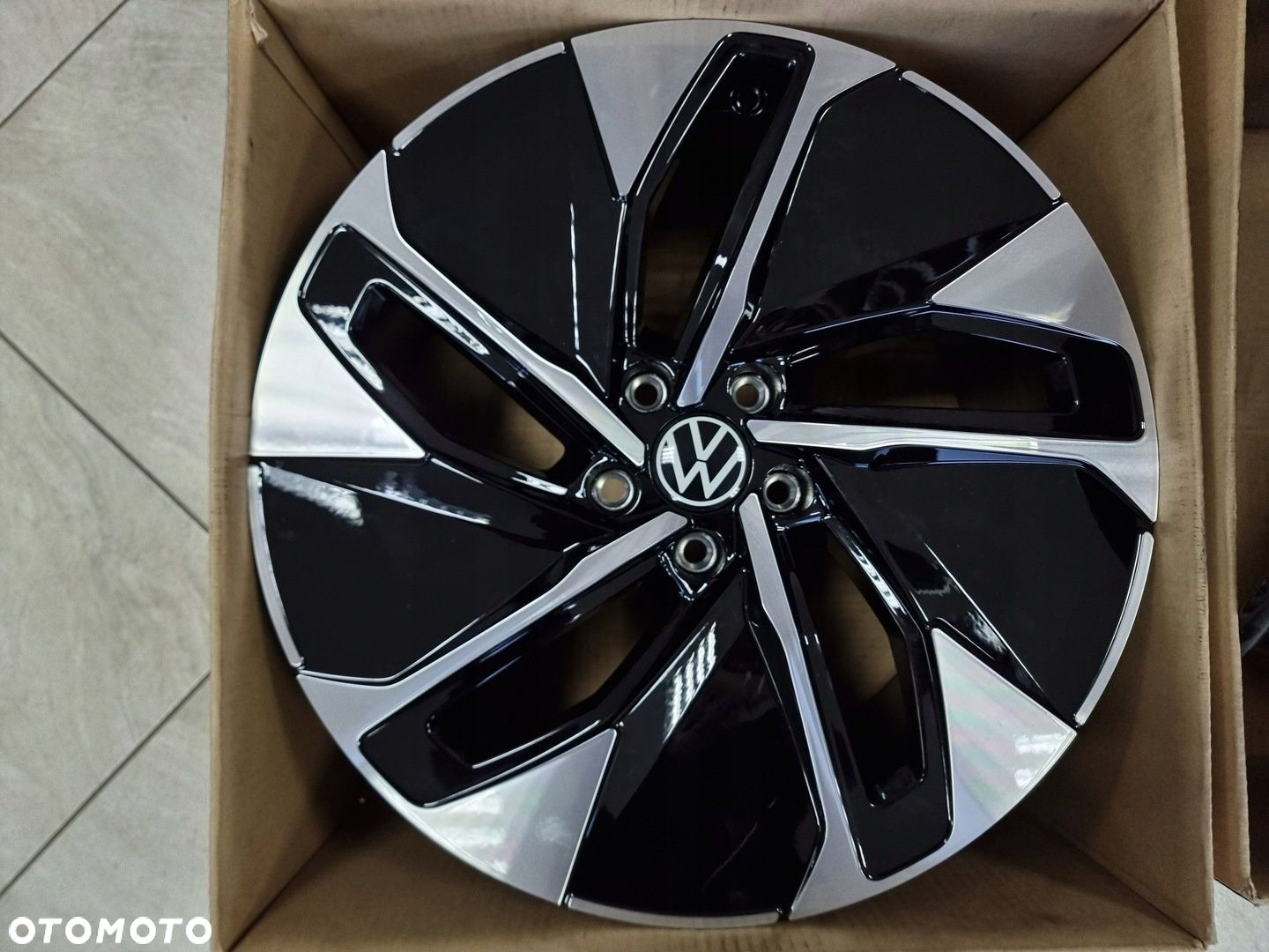 Felgi aluminiowe volkswagen 19 hurt nowe demo - 5