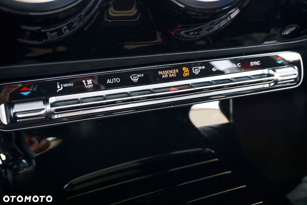Mercedes-Benz Klasa A 45 S AMG 4-Matic Street Style Edition 8G-DCT - 14