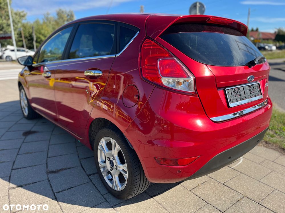 Ford Fiesta 1.5 TDCi ST&St Titanium - 27