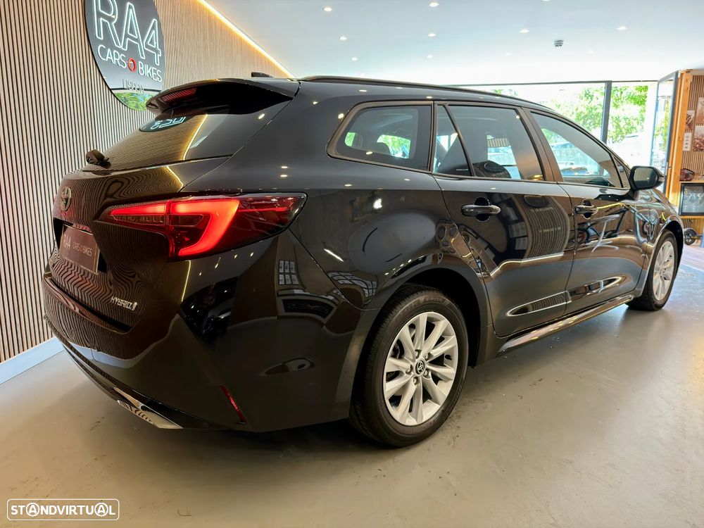 Toyota Corolla Touring Sports 1.8 Hybrid Comfort - 25