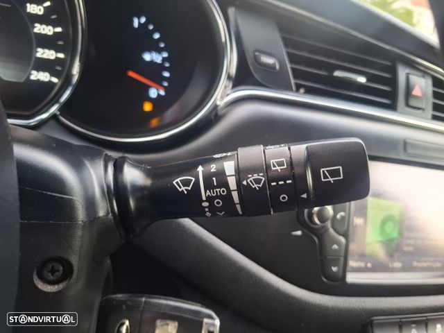 Kia Ceed SW 1.6 CRDi GT Line - 23