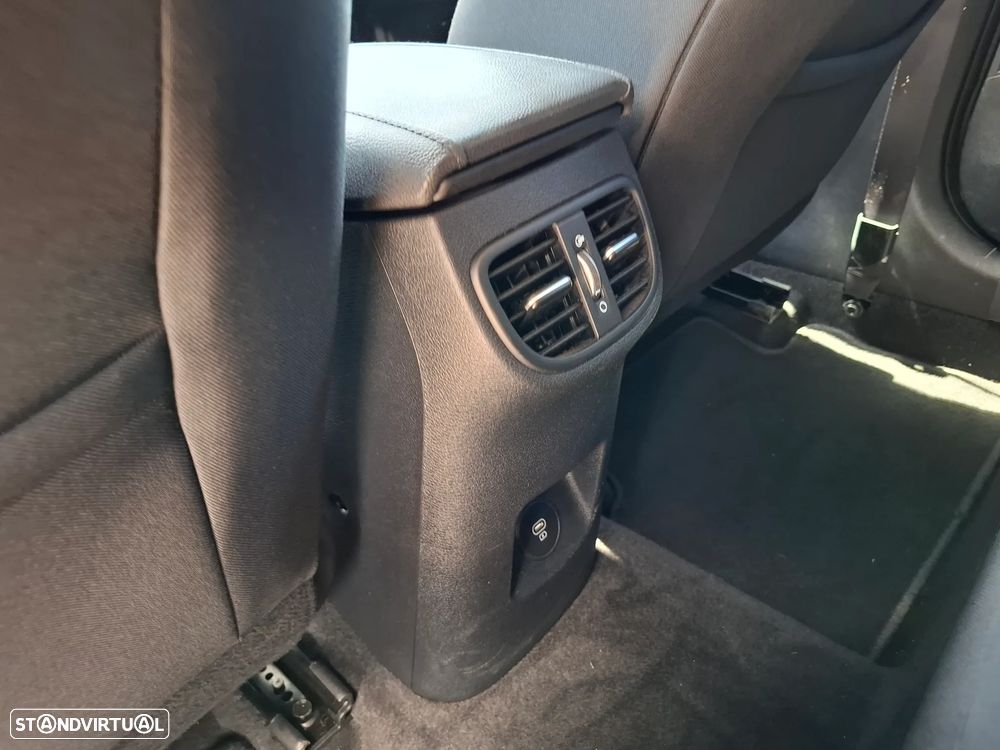 Kia XCeed 1.5 T-GDI Sport - 31