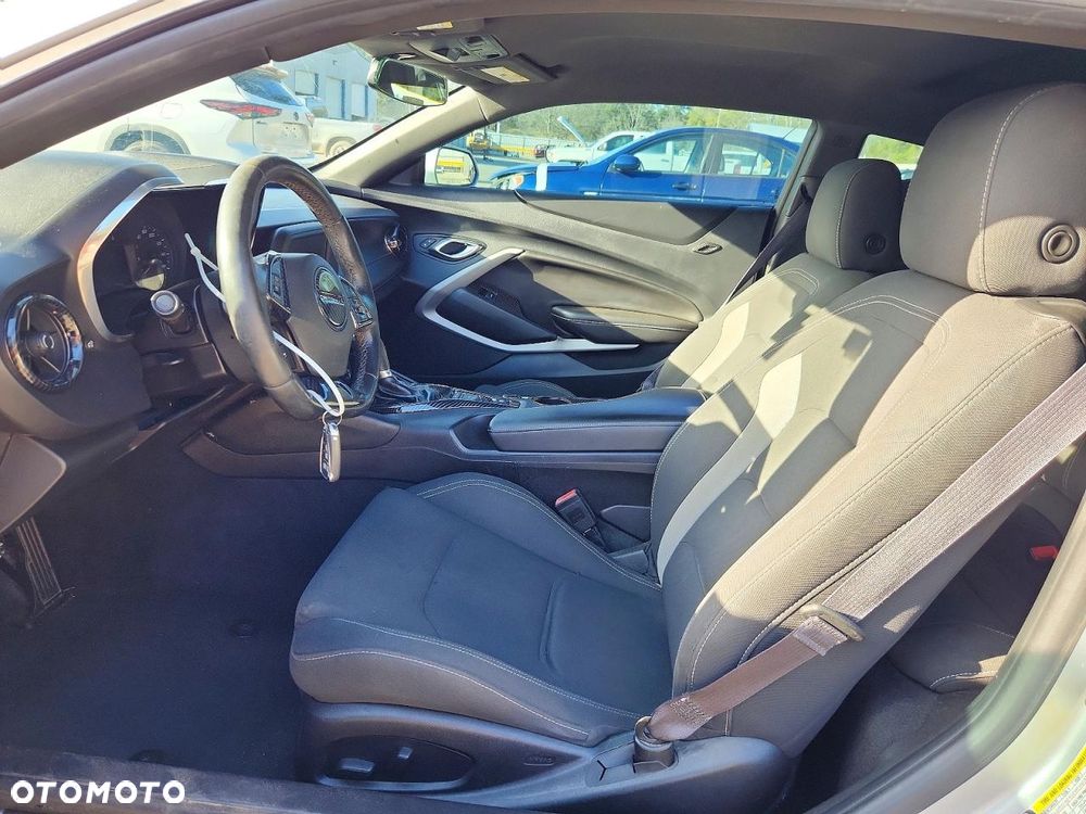 Chevrolet Camaro - 8