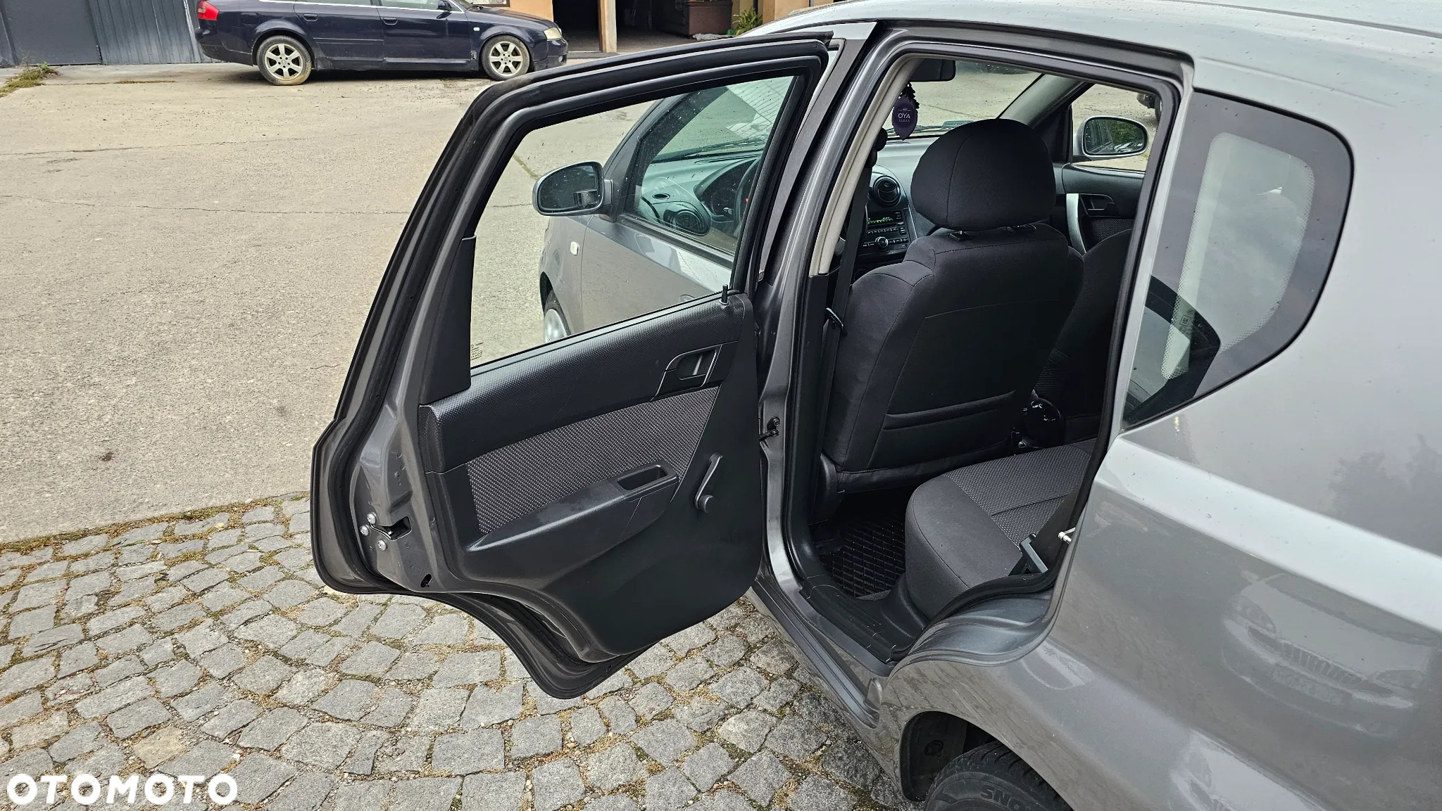 Chevrolet Aveo 1.2 16V Base - 11