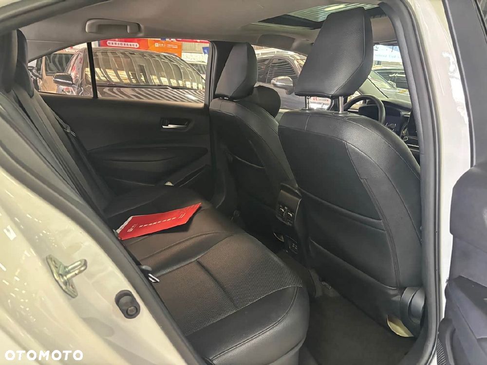 Toyota Corolla 1.8 Hybrid Comfort - 16
