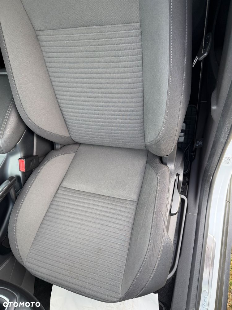 Ford C-MAX 1.5 TDCi Edition - 23
