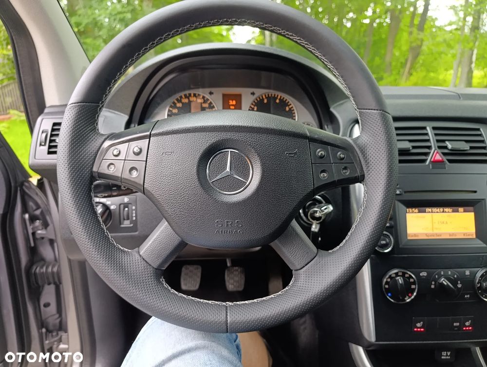 Mercedes-Benz Klasa B 160 BlueEFFICIENCY SPORT EDITION - 15