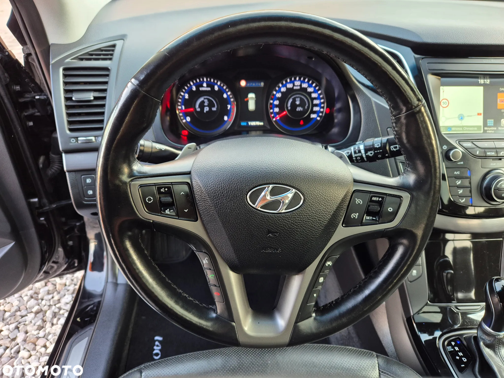 Hyundai i40 Kombi 2.0 Automatik Premium - 24