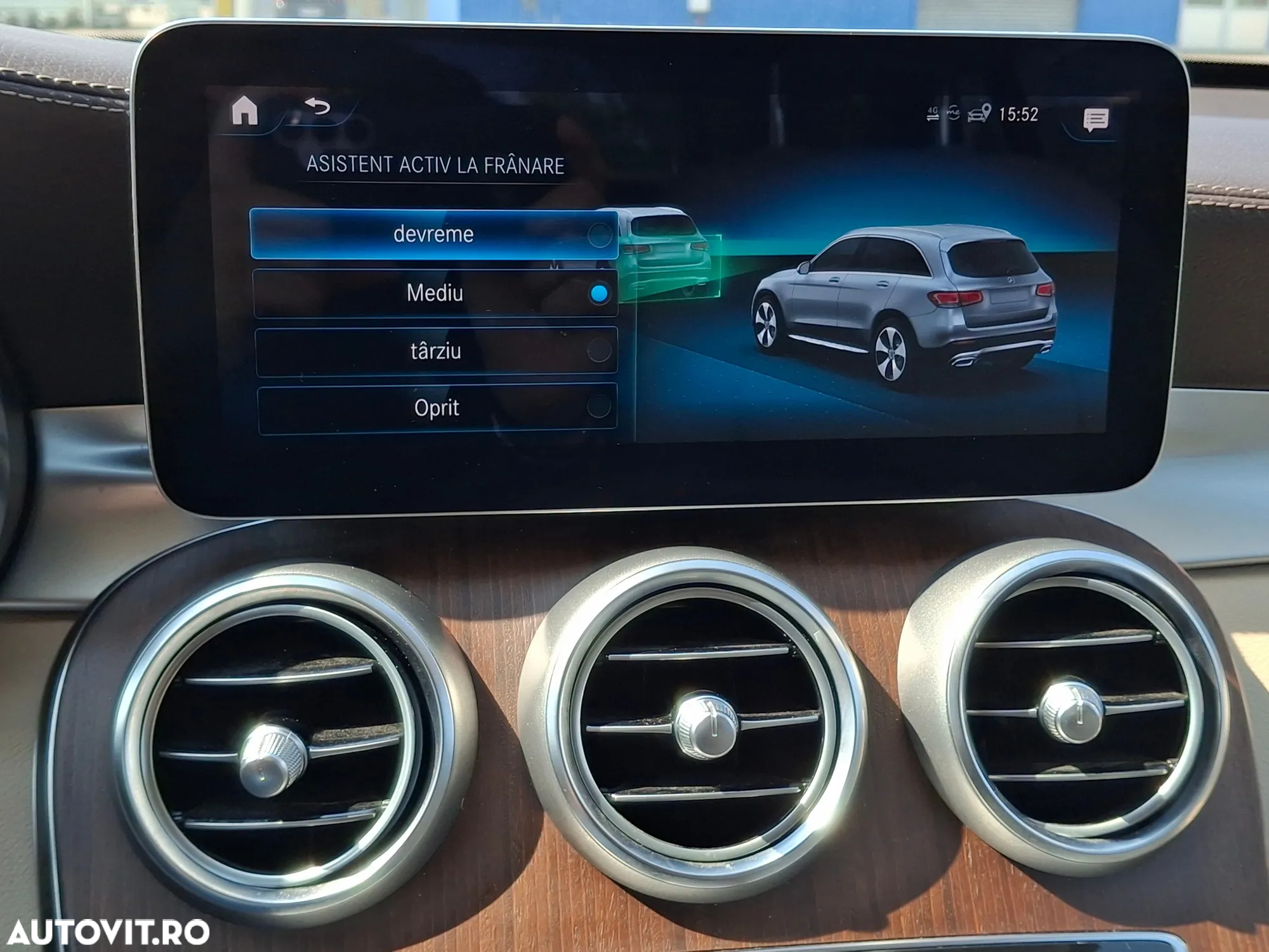 Mercedes-Benz GLC - 26