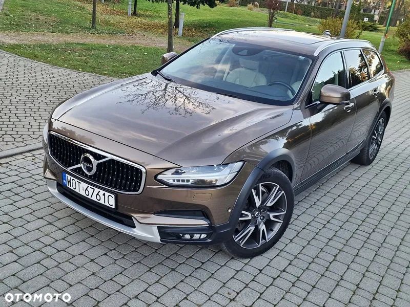 Volvo V90 T6 AWD Momentum - 4