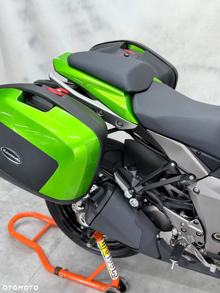 Kawasaki Ninja 1000 SX - 10