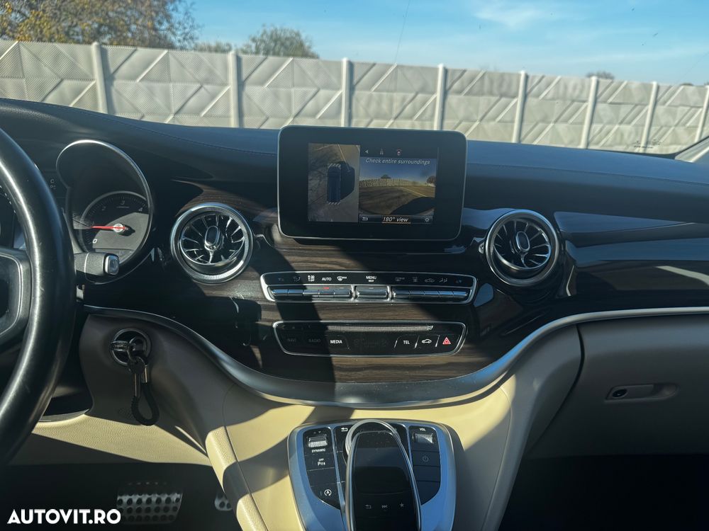 Mercedes-Benz V - 14