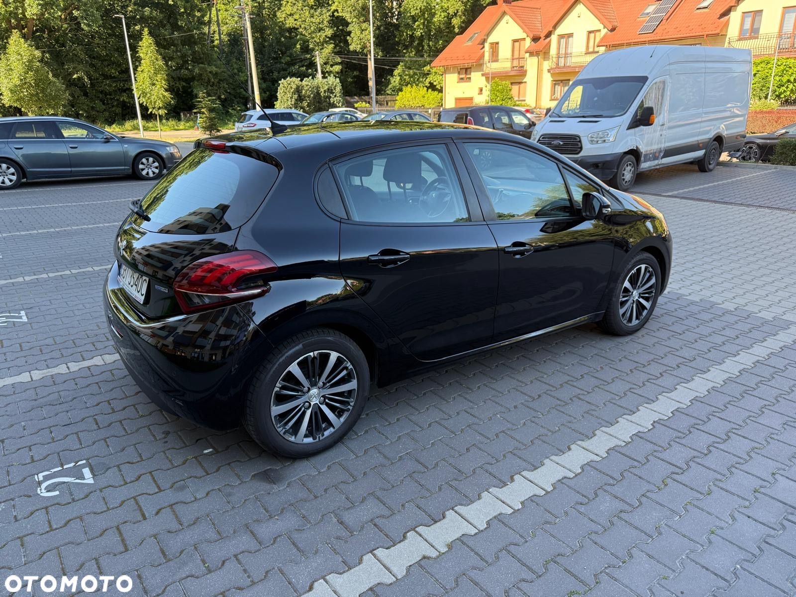 Peugeot 208 1.2 PureTech Allure - 2