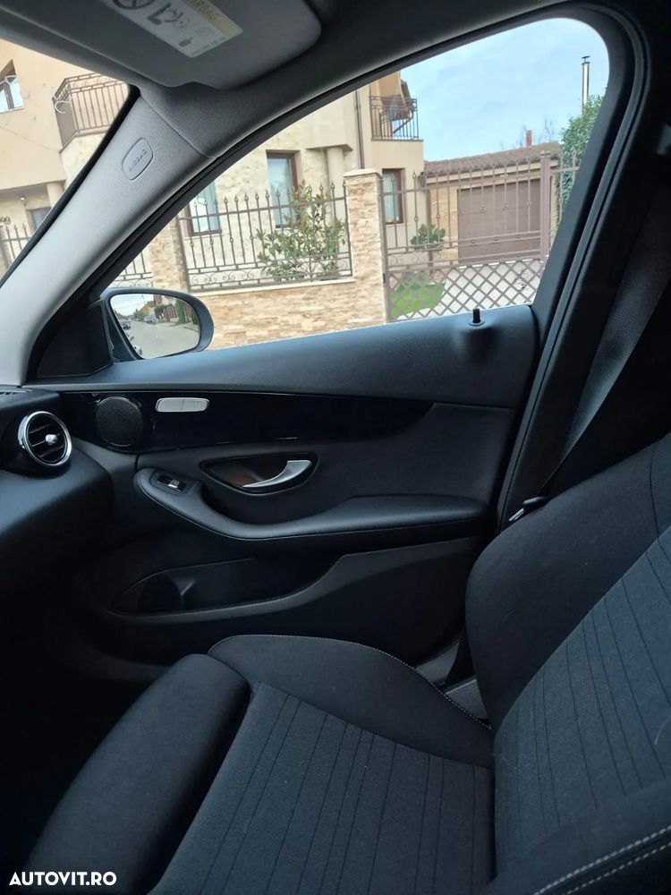 Mercedes-Benz C 180 d T 9G-TRONIC - 17