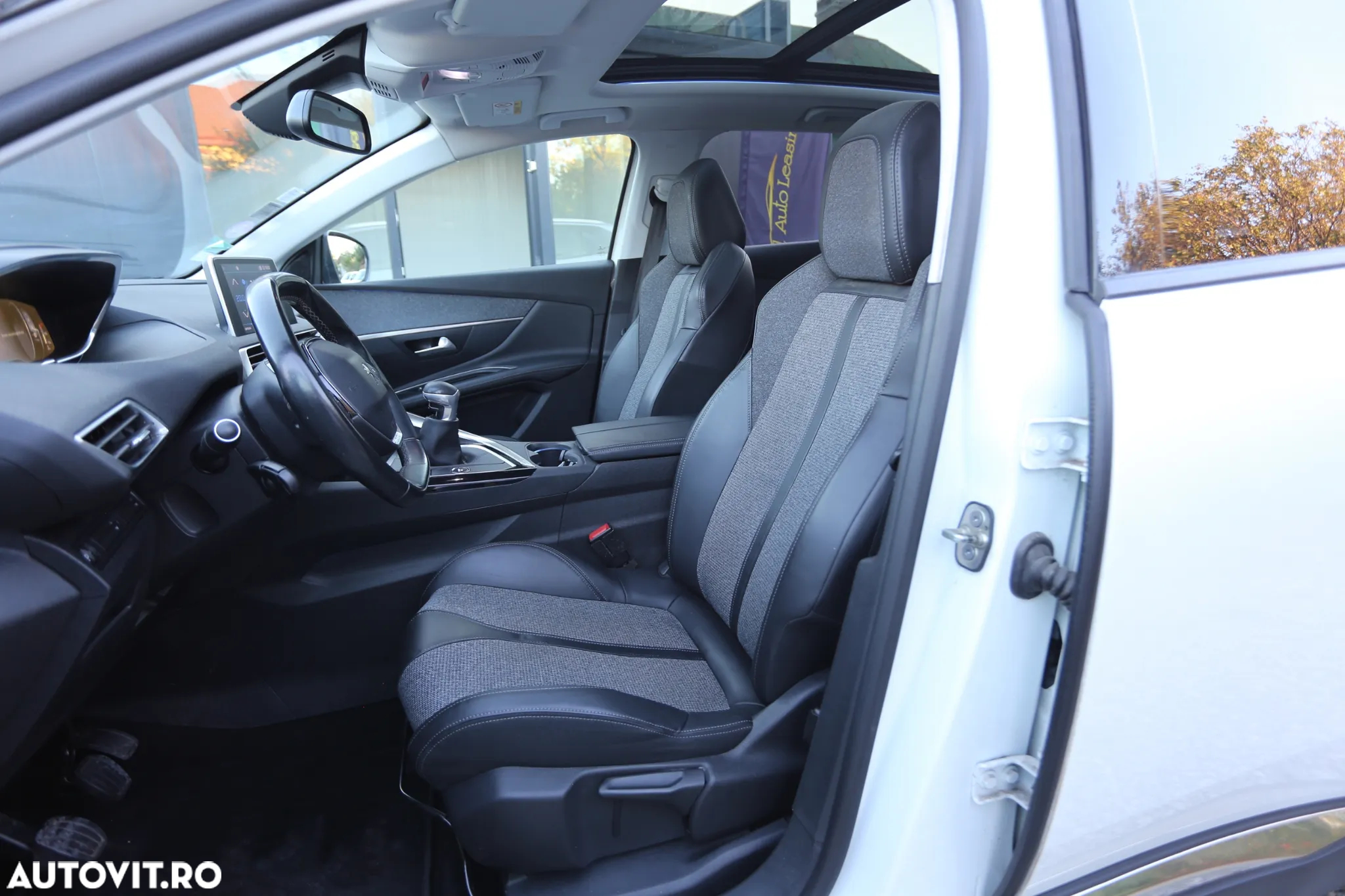 Peugeot 3008 1.2 PureTech Turbo S&S GT-Line - 16