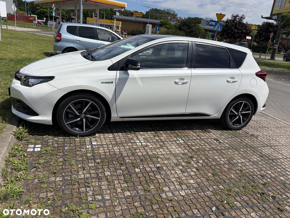 Toyota Auris - 4