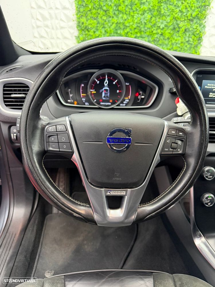 Volvo V40 2.0 D2 R-Design - 10