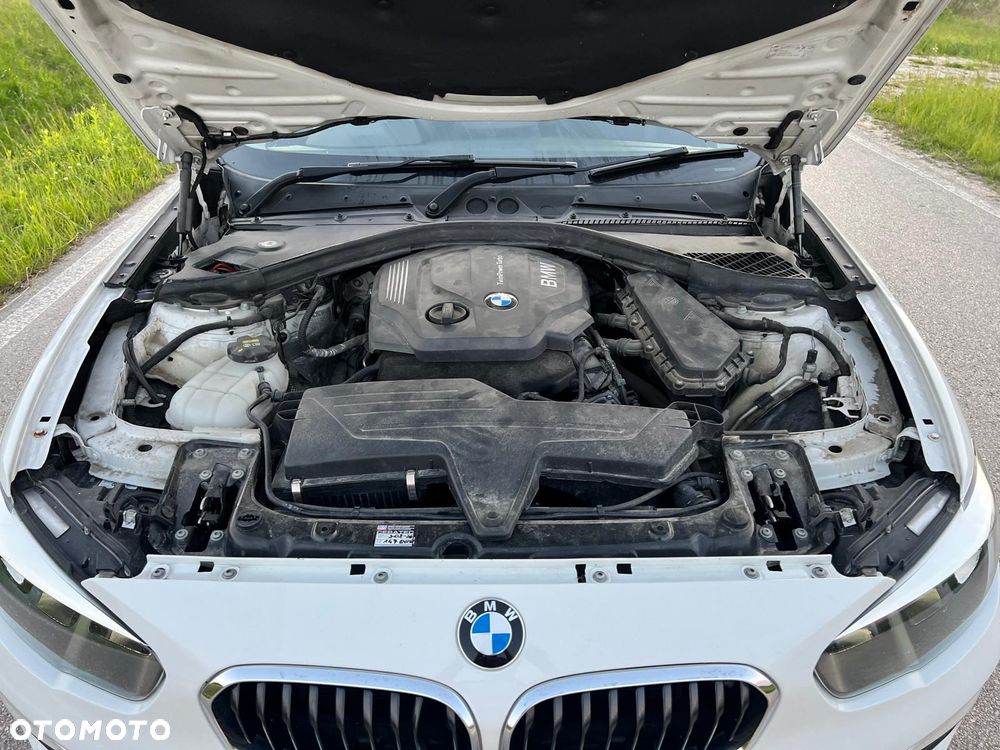 BMW Seria 1 116d EfficientDynamics Sport Line - 18