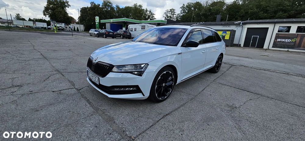 Skoda Superb 2.0 TDI DSG Sportline - 1