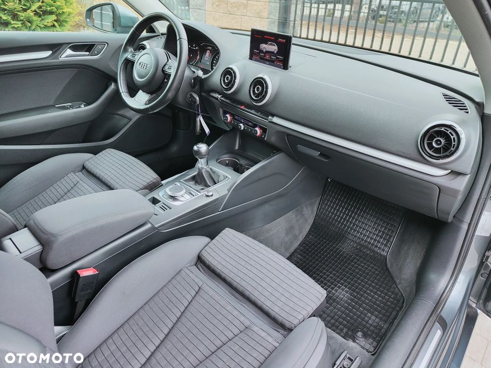 Audi A3 3-drzwiowe 1.4 TFSI S line Sportpaket - 25