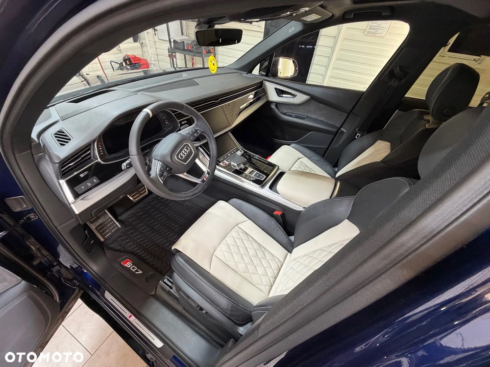 Audi SQ7 - 22