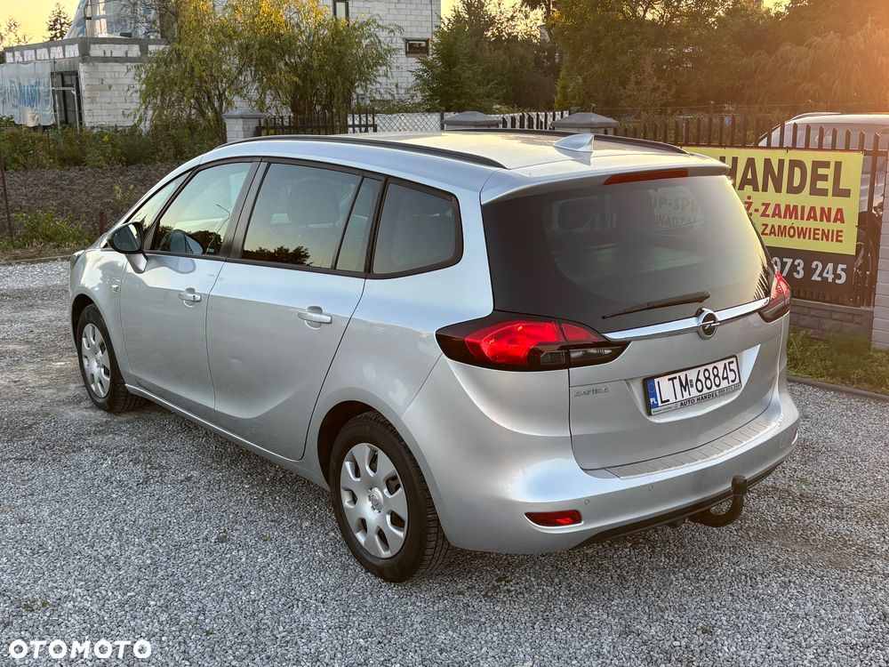 Opel Zafira - 18