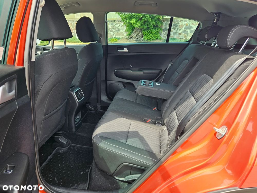 Kia Sportage 1.6 GDI L 2WD - 19