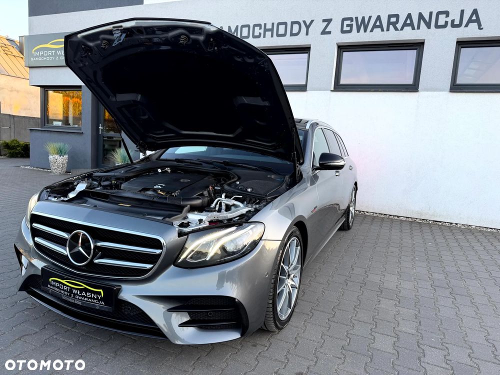 Mercedes-Benz Klasa E - 27