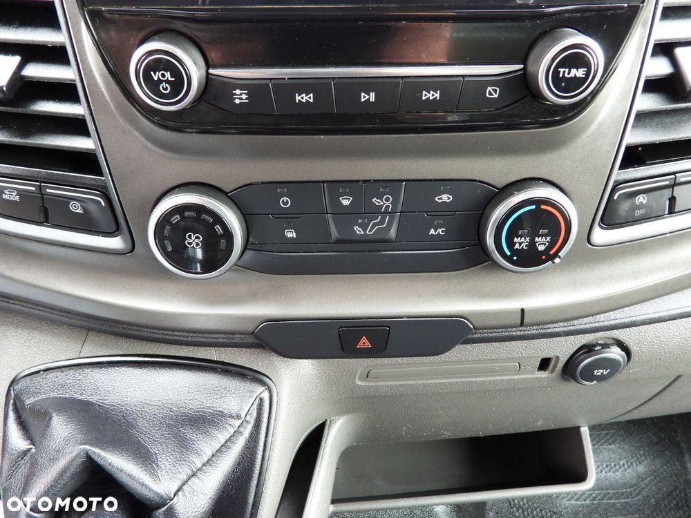 Ford TRANSIT KONTENER WINDA 8 PALET TEMPOMAT NAWIGACJA BLIŹNIACZE KOŁA KLIMATYZACJA  130KM - 36