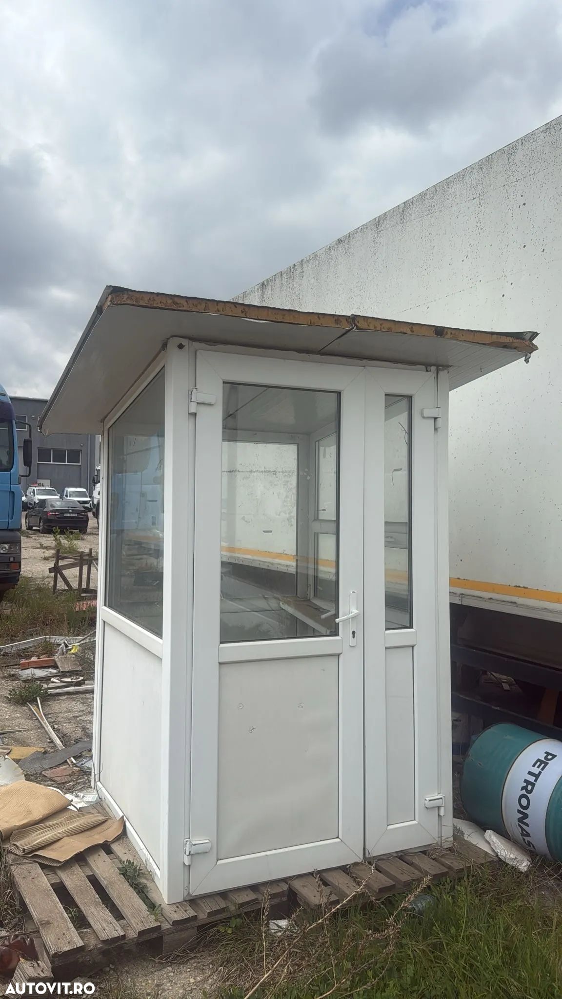 Cabina Paznic , chiosc PVC termopan - 1