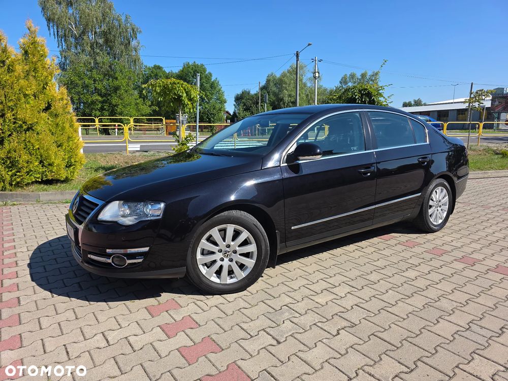 Volkswagen Passat 2.0 TDI Comfortline - 15