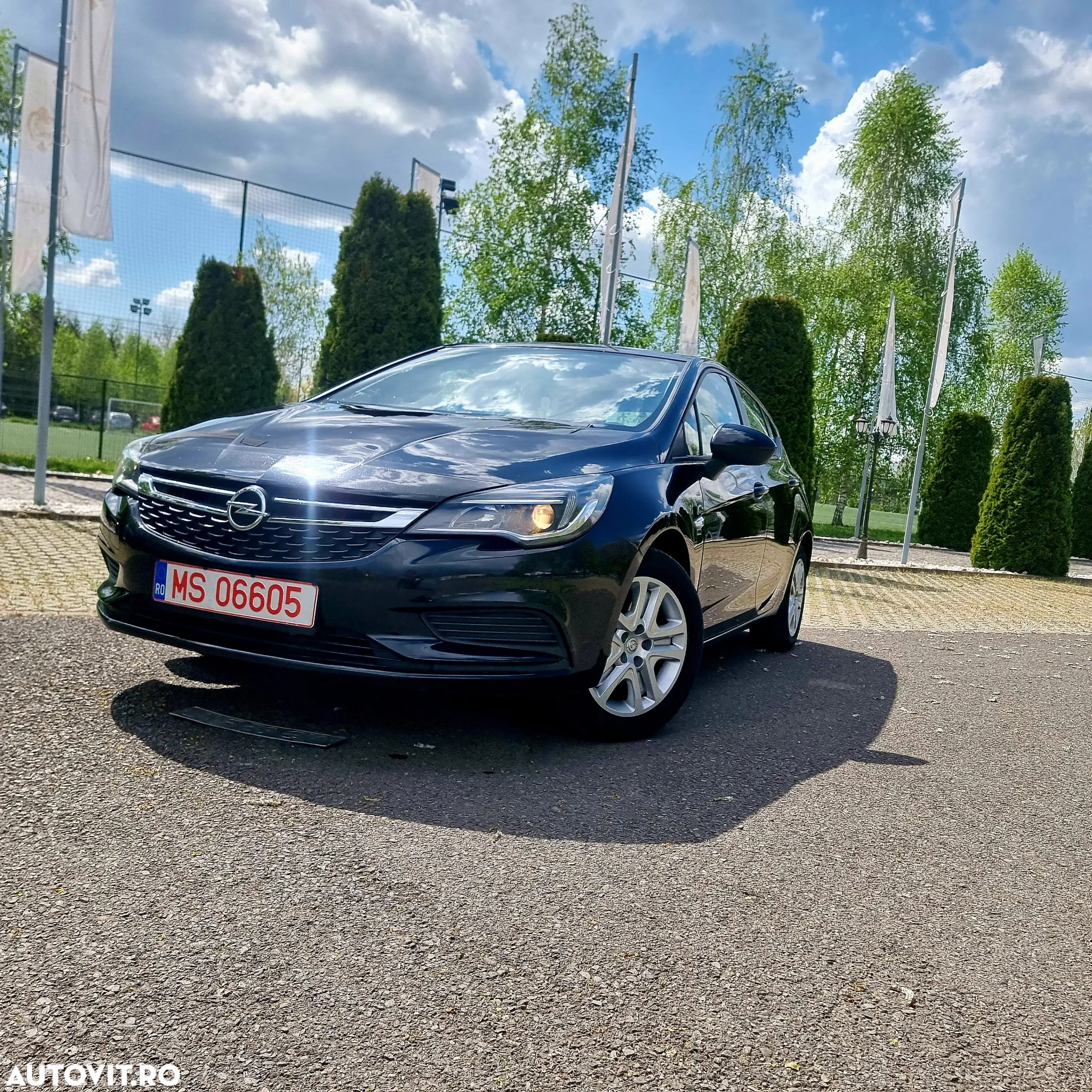 Opel Astra 1.0 Turbo Start/Stop Business - 2