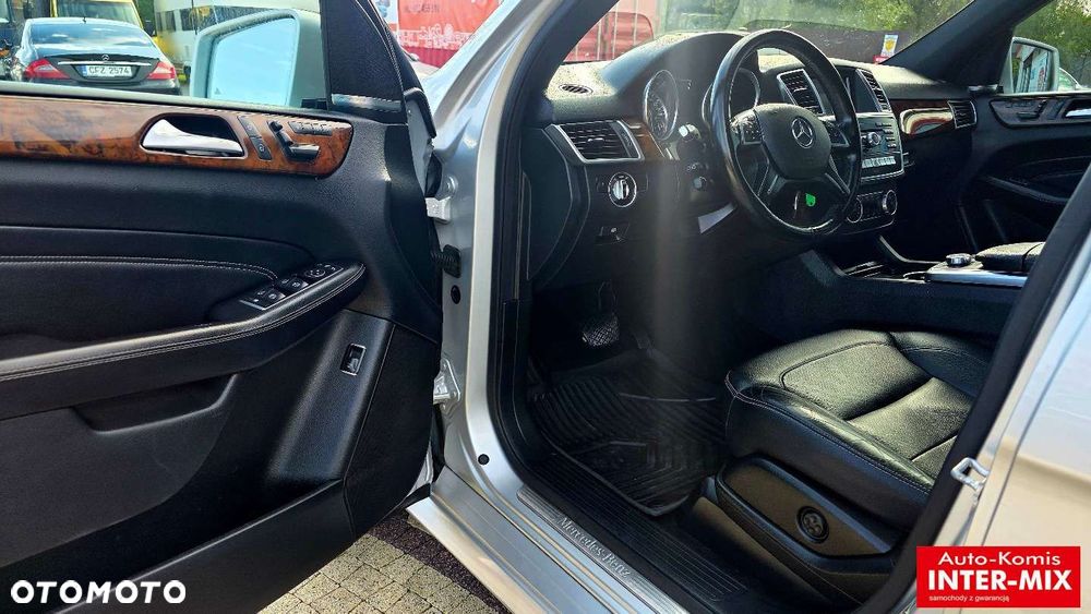 Mercedes-Benz ML - 39