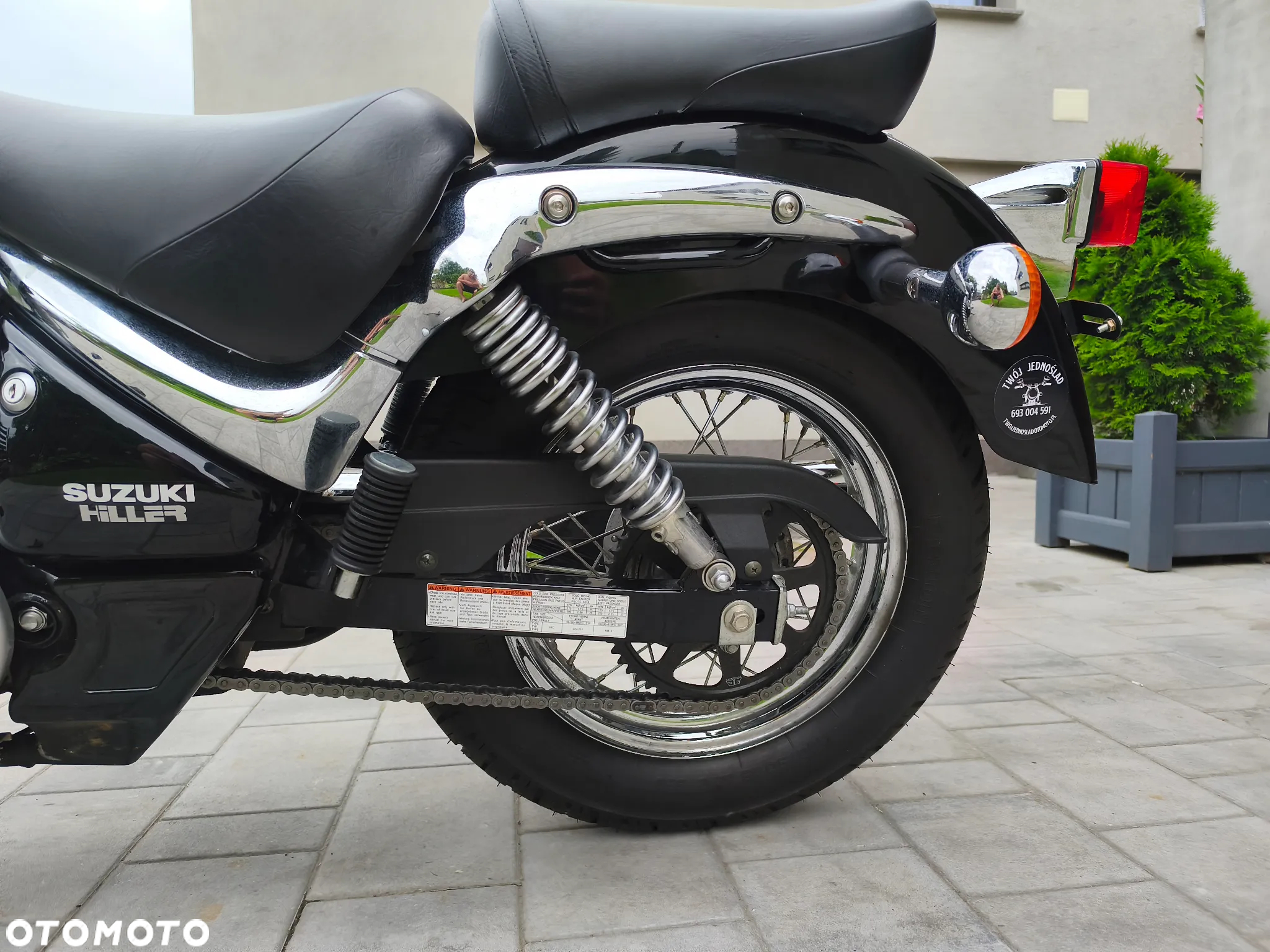 Suzuki Intruder - 15