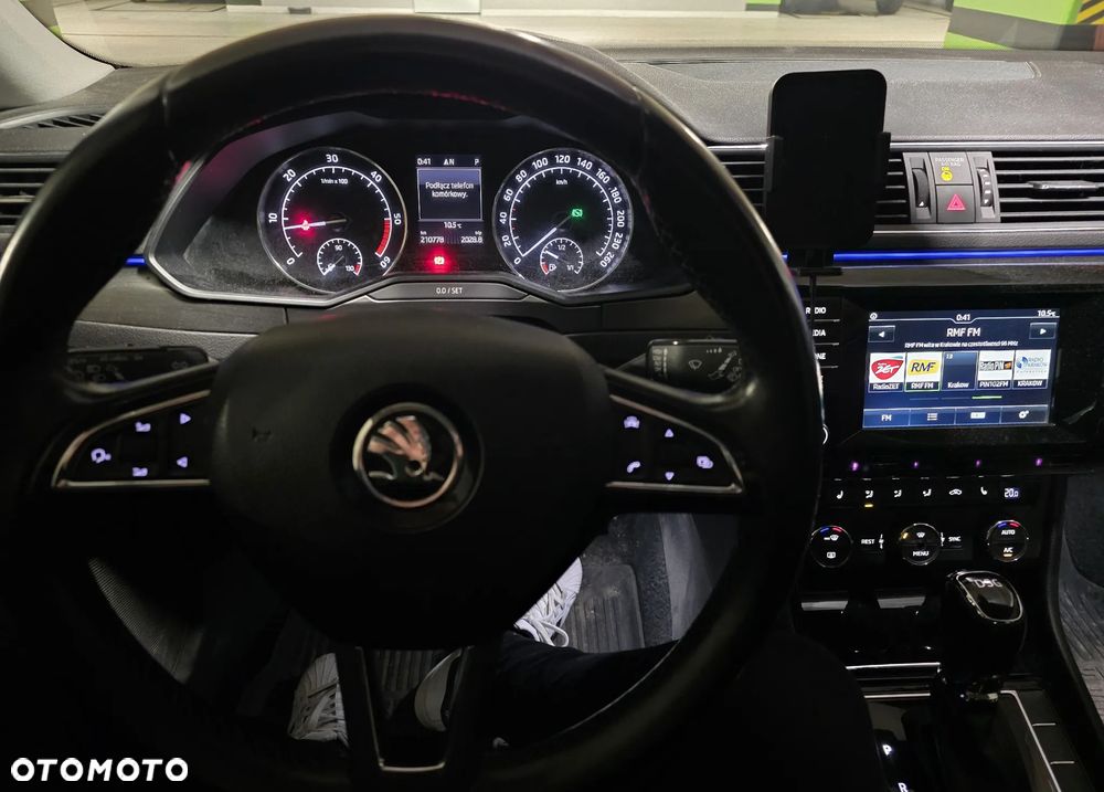 Skoda Superb 2.0 TDI Style DSG - 11