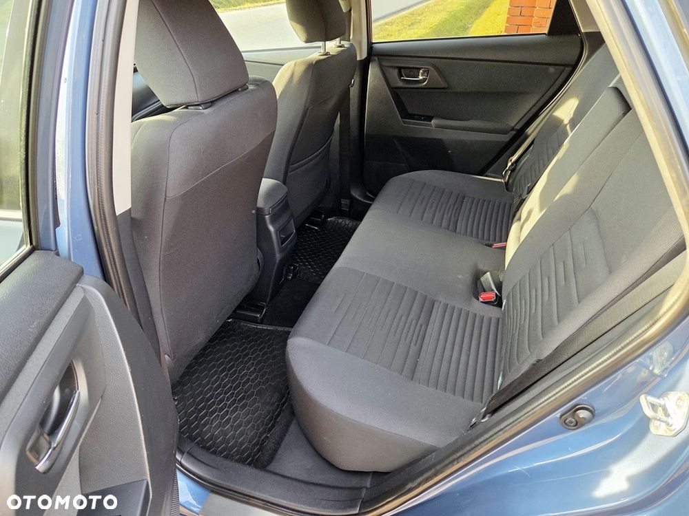 Toyota Auris 1.2 Turbo Edition S+ - 24