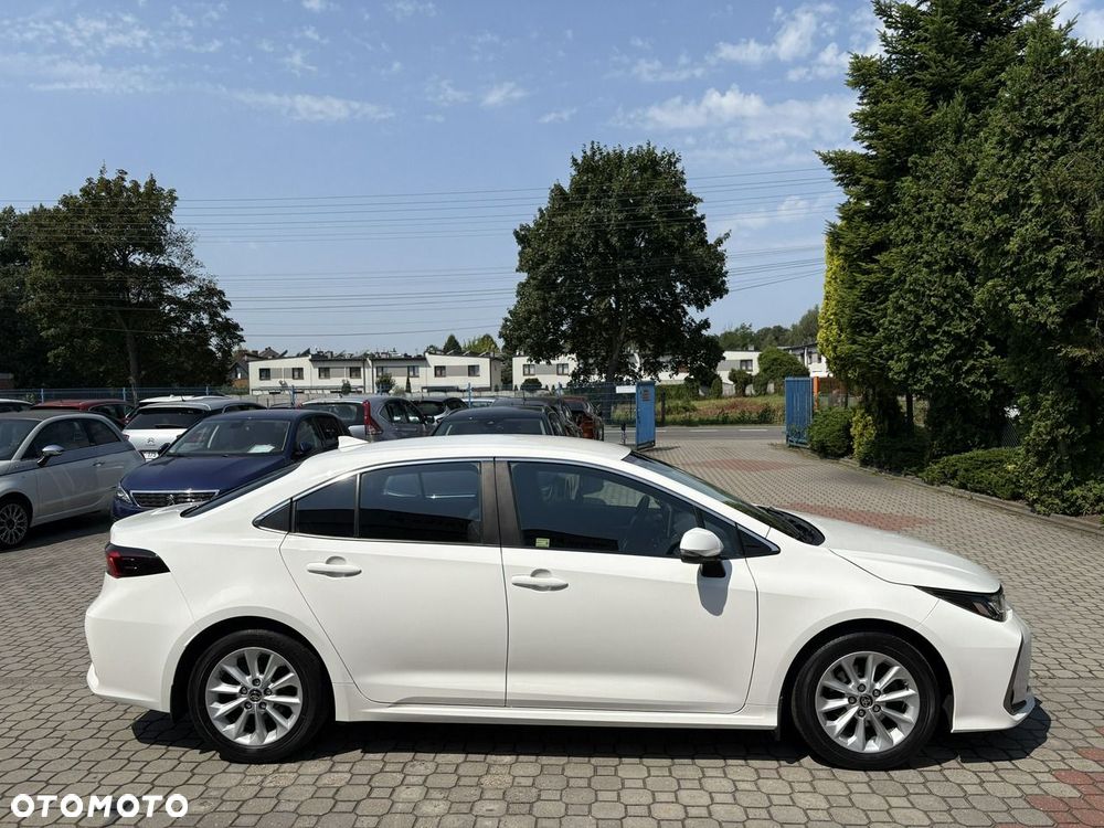 Toyota Corolla - 5