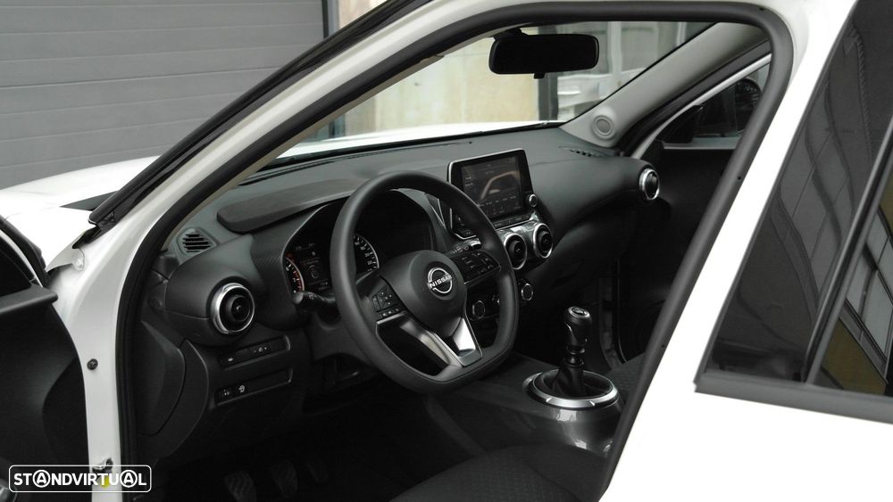 Nissan Juke 1.0 DIG-T N-Connecta - 25