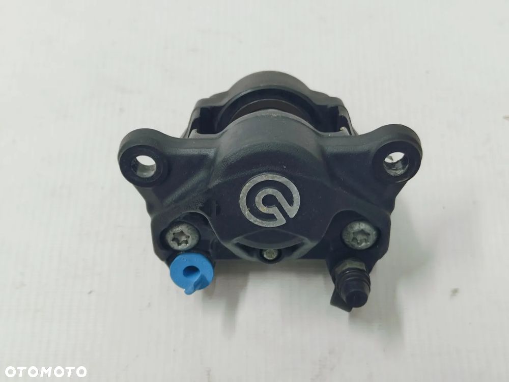 Zacisk hamulcowy Triumph Speed Triple 1200 - 2