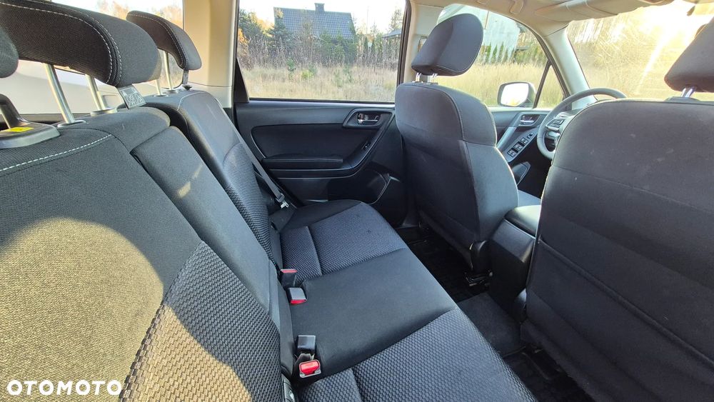 Subaru Forester 2.0i Exclusive Lineartronic EU6 - 16