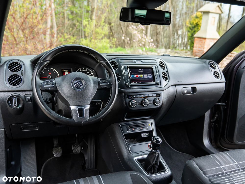 Volkswagen Tiguan 2.0 TDI SCR 4MOTION BlueMotion Technology Lounge Sport & Style - 33