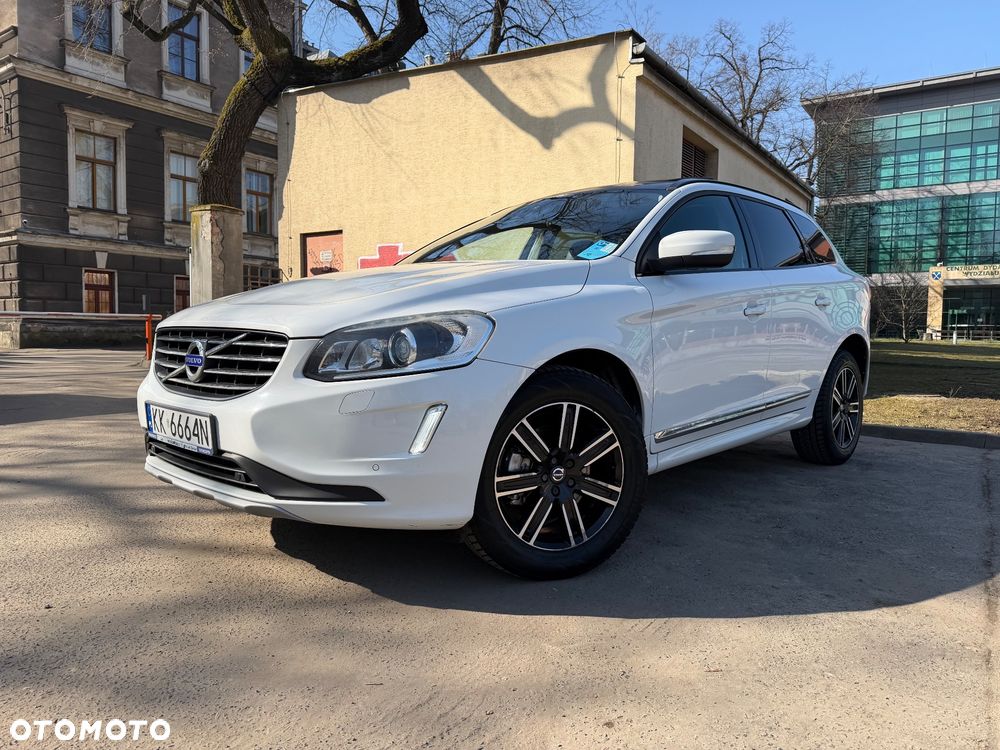 Volvo XC 60 D4 AWD Momentum - 1