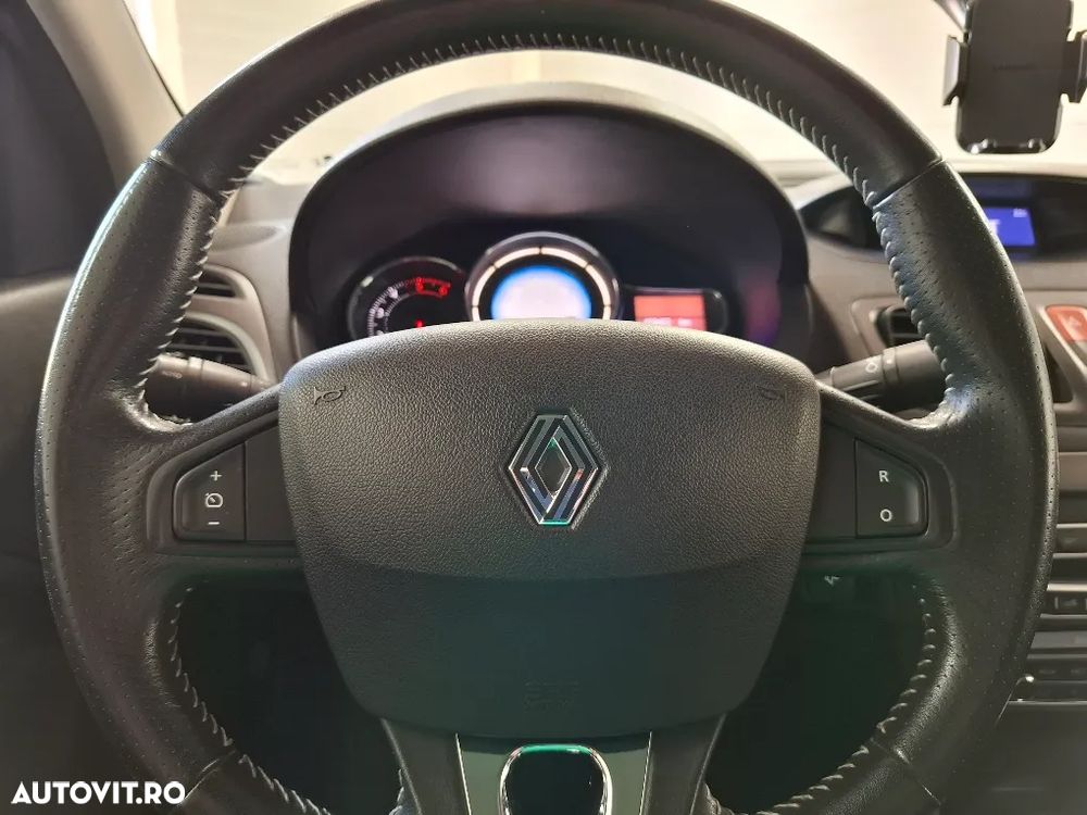 Renault Fluence 1.5dCi Dynamique - 15